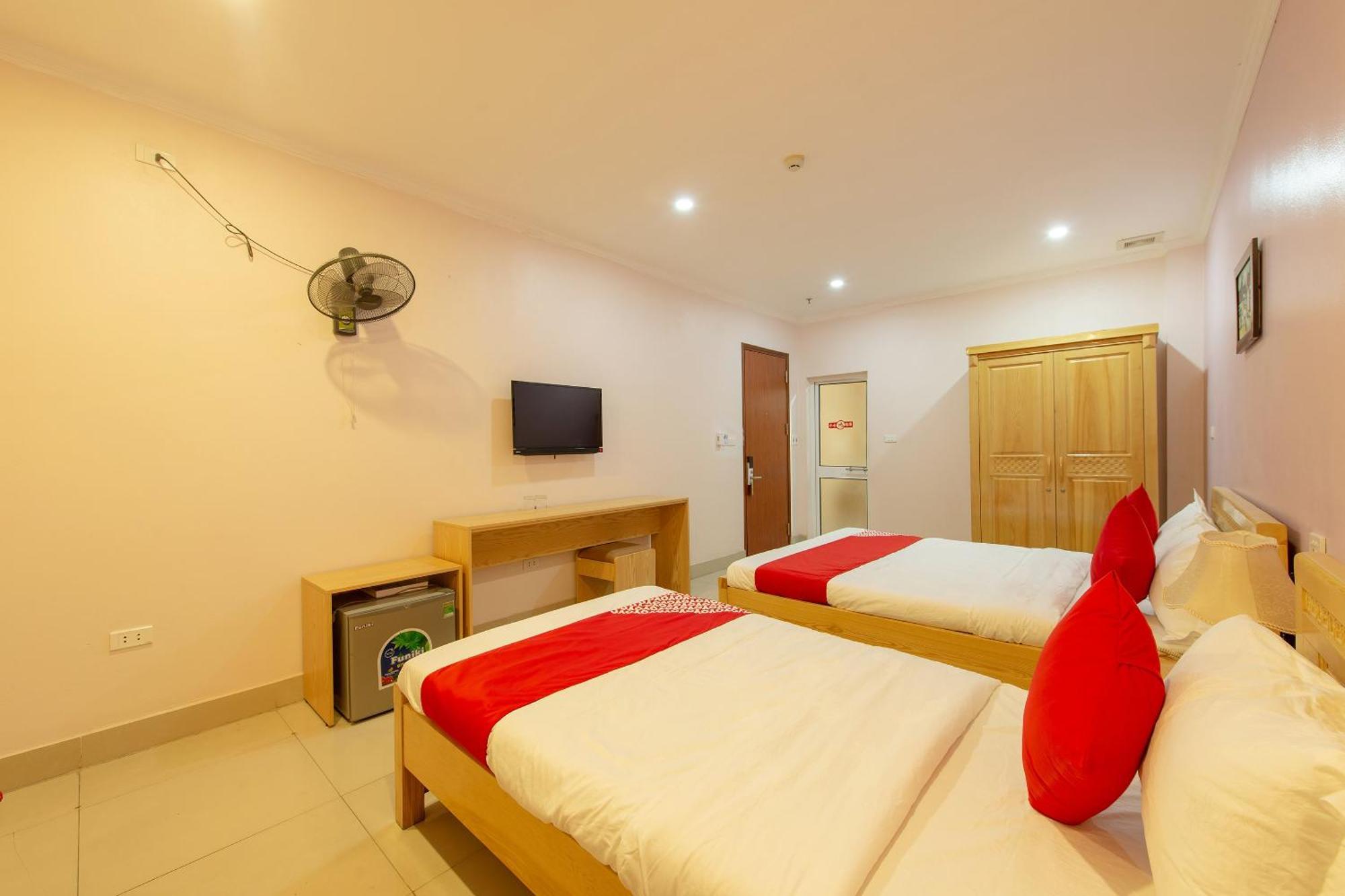 האנוי Capital O 417 Truong Son Hotel מראה חיצוני תמונה